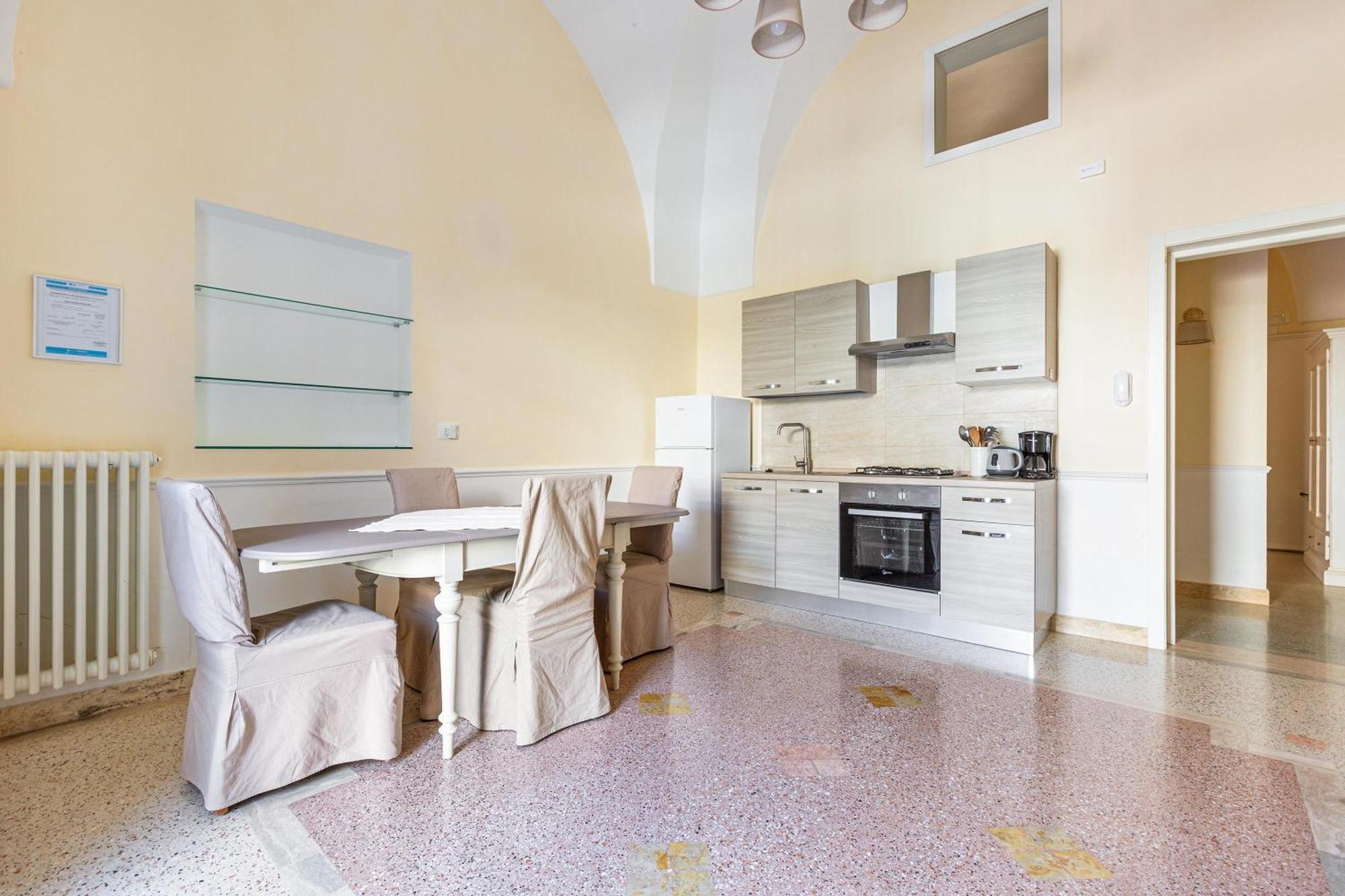 Dimora Le Tre Muse Guesthouse Lecce Eksteriør bilde